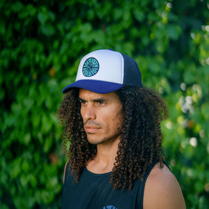 Nuovo Navy Blue Trucker Hat